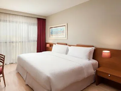 Four Points By Sheraton Barcelona Diagonal 4*,  Spanien